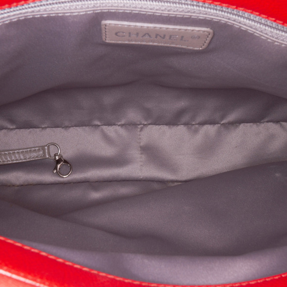 Pre-Loved Chanel Caviar Grand Shopping Tote - Picture 5 of 12